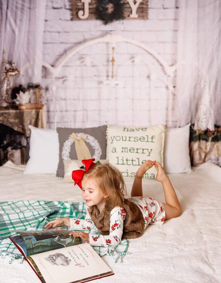 Katebackdrop£ºKate Christmas White Headboard Backdrop Designed By Angela Marie Photography