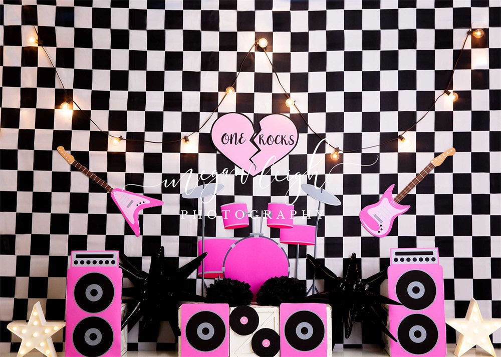 Kate Musique rock Plaid Noir et Blanc Toile de fond conçue par Megan Leigh - Kate Backdrop FR