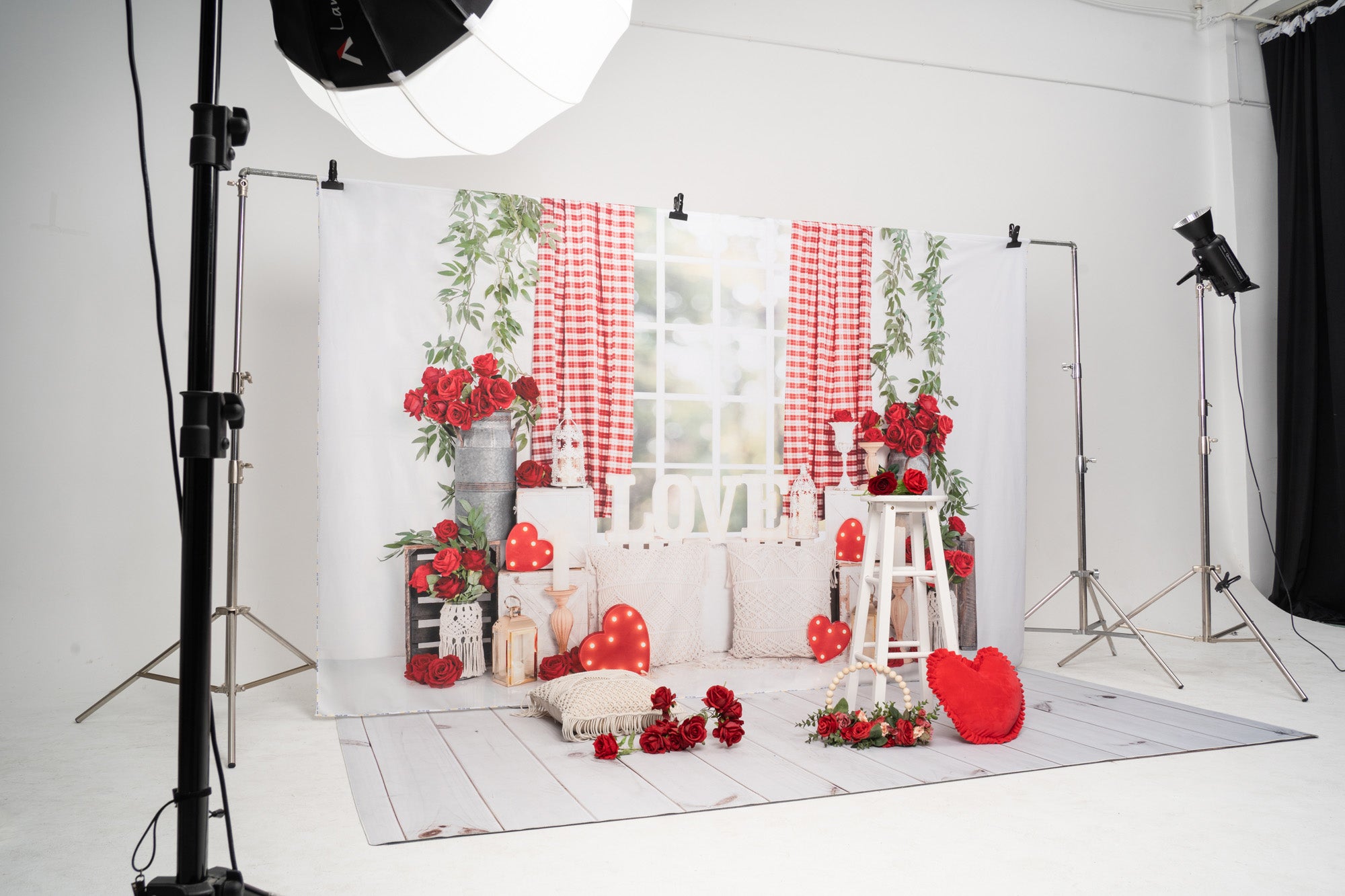 Kate Fenêtre Boho Rouge Saint Valentin Toile de fond conçu par Emetselch - Kate Backdrop FR
