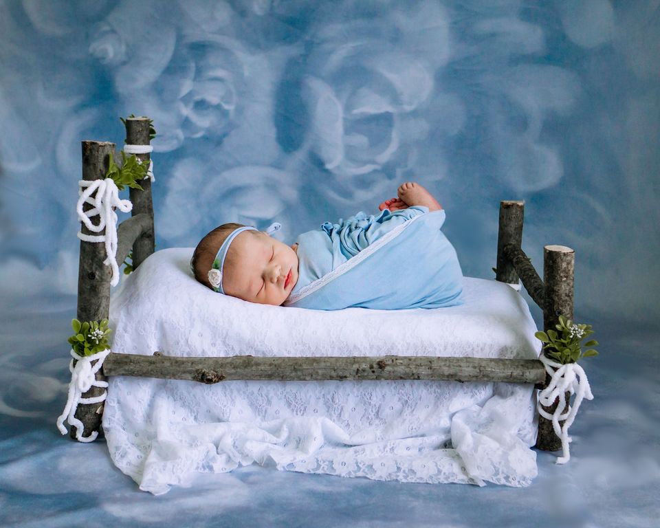 Kate Texture Fleurs bleues-grises Beaux-arts Toile de fond conçue par GQ - Kate Backdrop FR