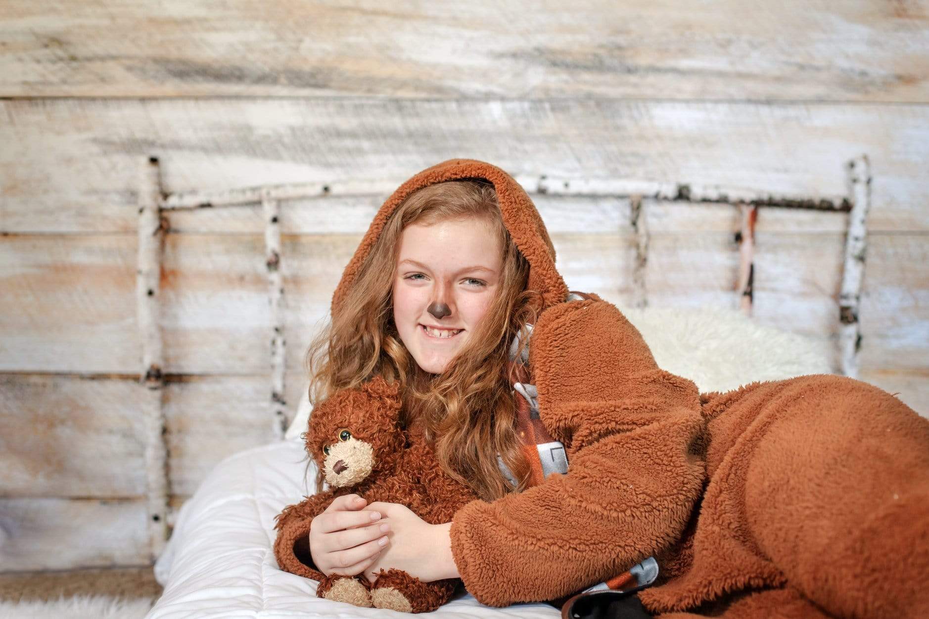 Katebackdrop£ºKate Christmas Wood Wall Birch bed Simple Backdrop designed by Arica Kirby