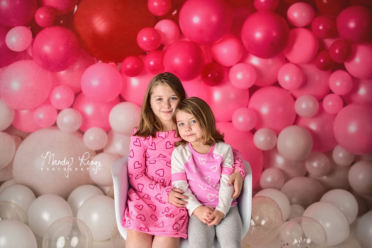 Kate Mur de ballons Rose Rouge Saint-Valentin Toile de fond conçue par Mandy Ringe - Kate Backdrop FR