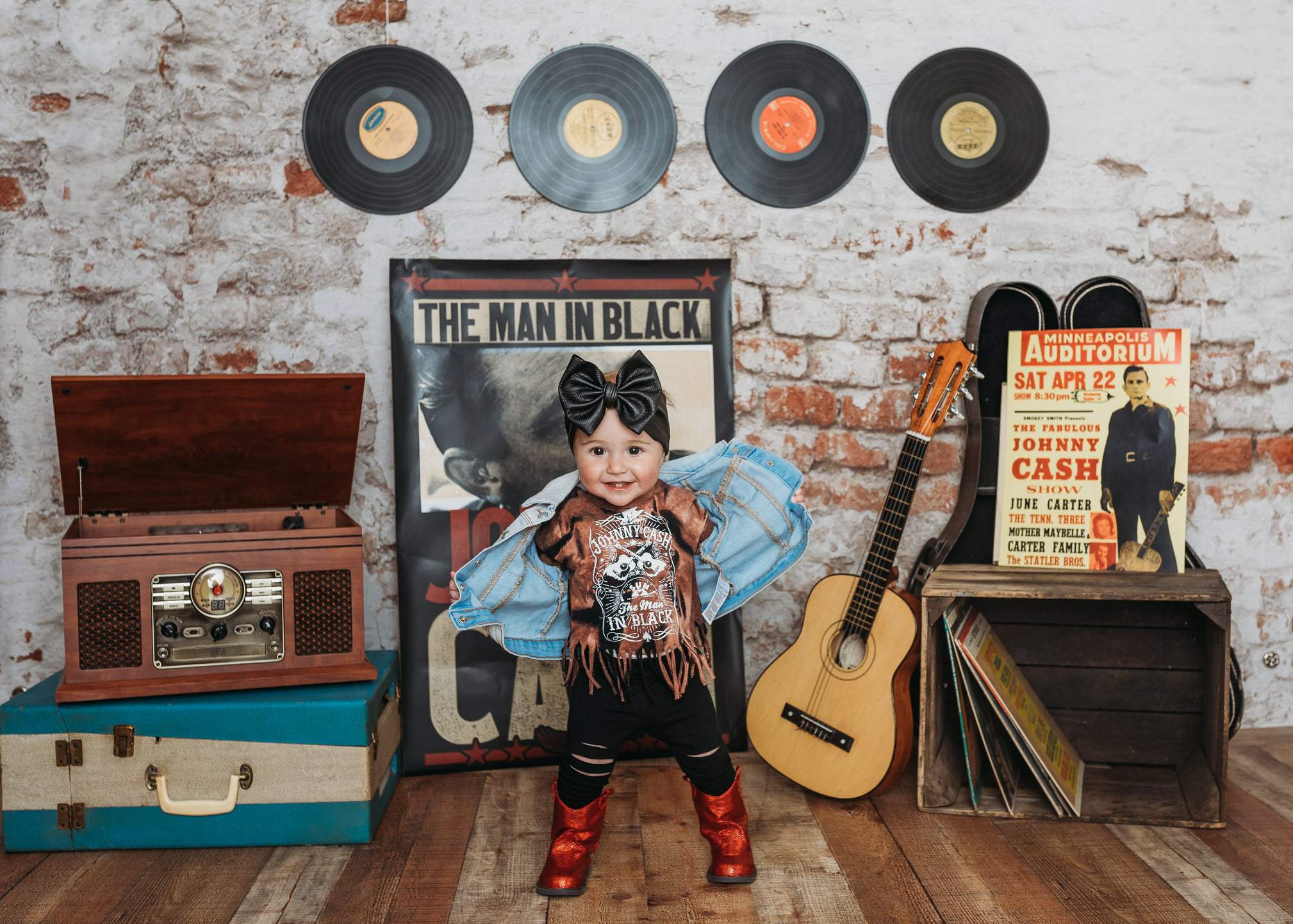 Kate Mur de briques Blanc Vieux Toile de fond conçue par Pine Park Collection - Kate Backdrop FR