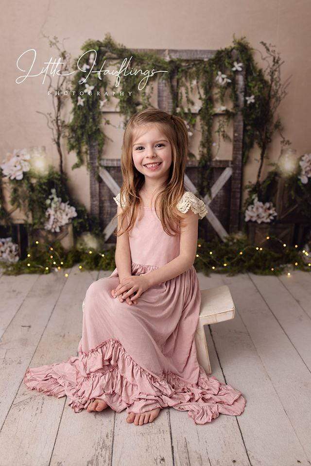 Kate Manoir Porte de grange Printemps Pâques Toile de fond conçue par Megan Leigh Photography - Kate Backdrop FR