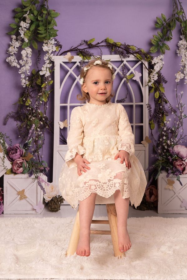 Kate Fleurs Violet Printemps Porte Toile de fond conçue par Megan Leigh - Kate Backdrop FR