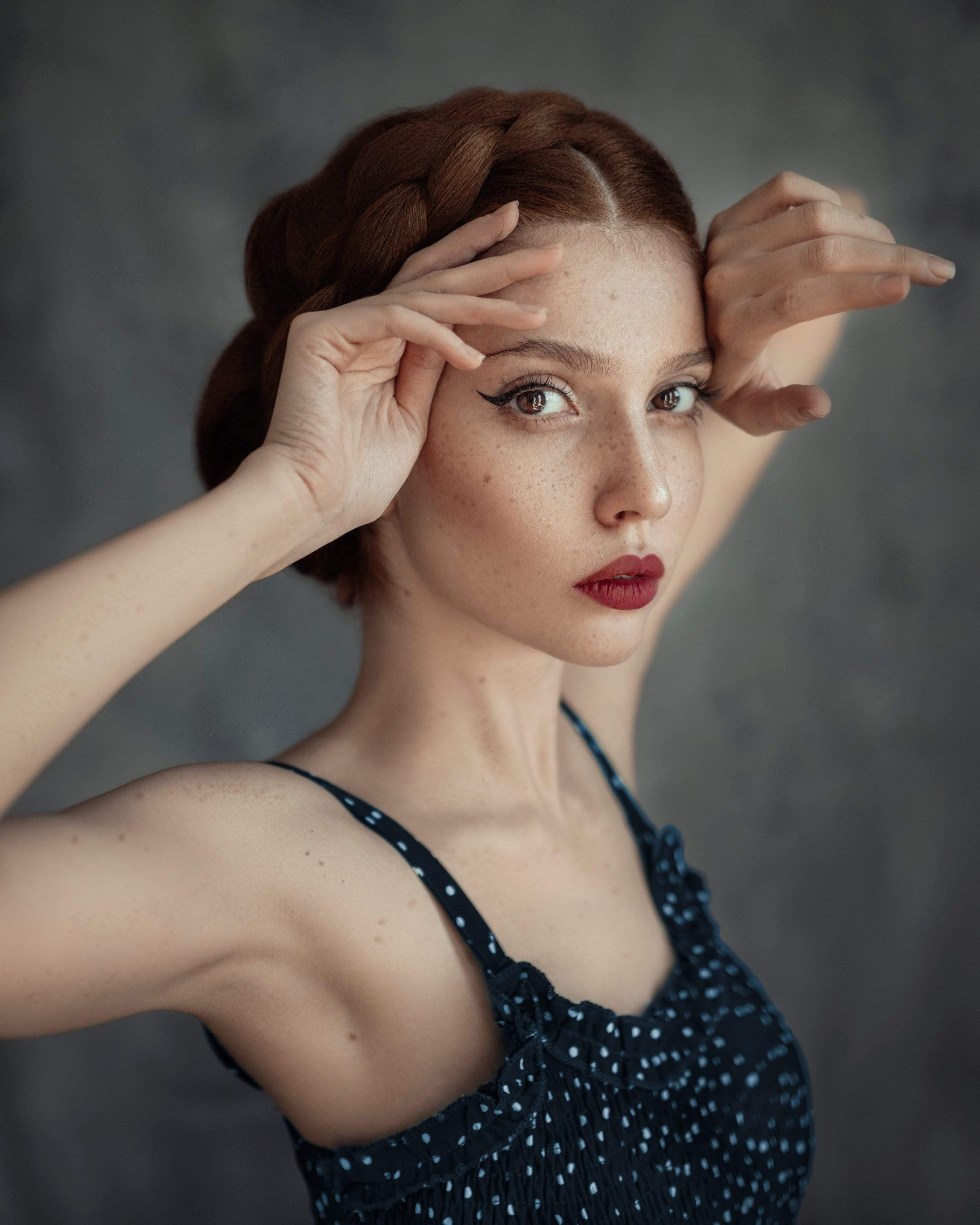 Katebackdrop£ºKate Abstract Painted Dark Grey with Little Green Backdrop for photography