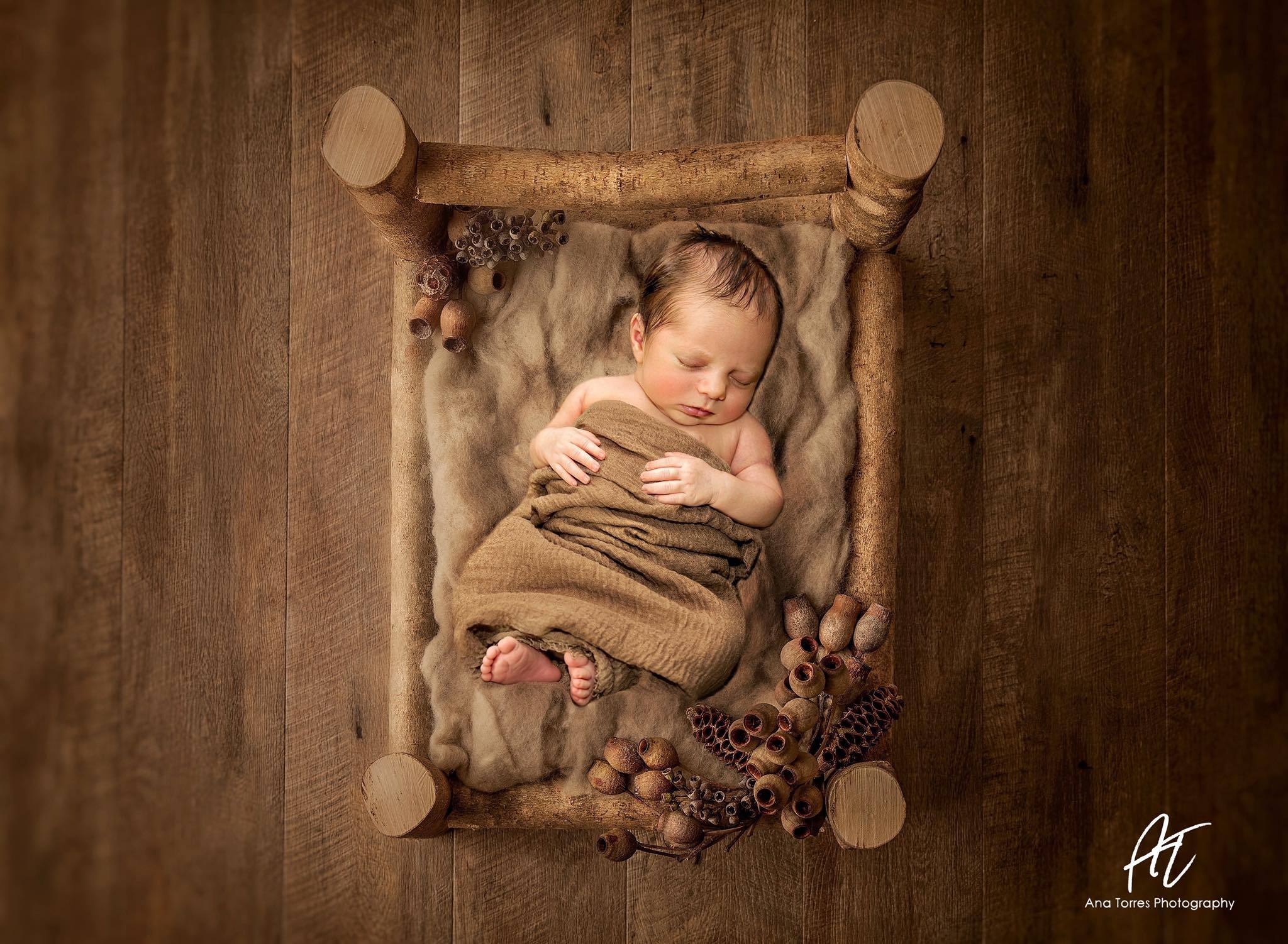 Katebackdrop隆锚oKate Brown wood rubber floor mat