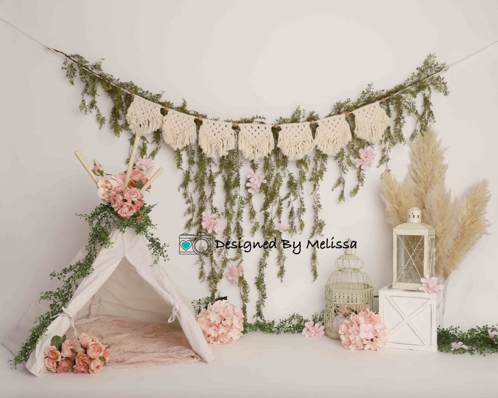 Kate Tente Floral Boho Beige Toile de fond conçue par Melissa King - Kate Backdrop FR