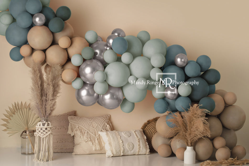 Kate Ballons Boho Bleu Macramé Oreillers Toile de fond Conçu par Mandy Ringe - Kate Backdrop FR
