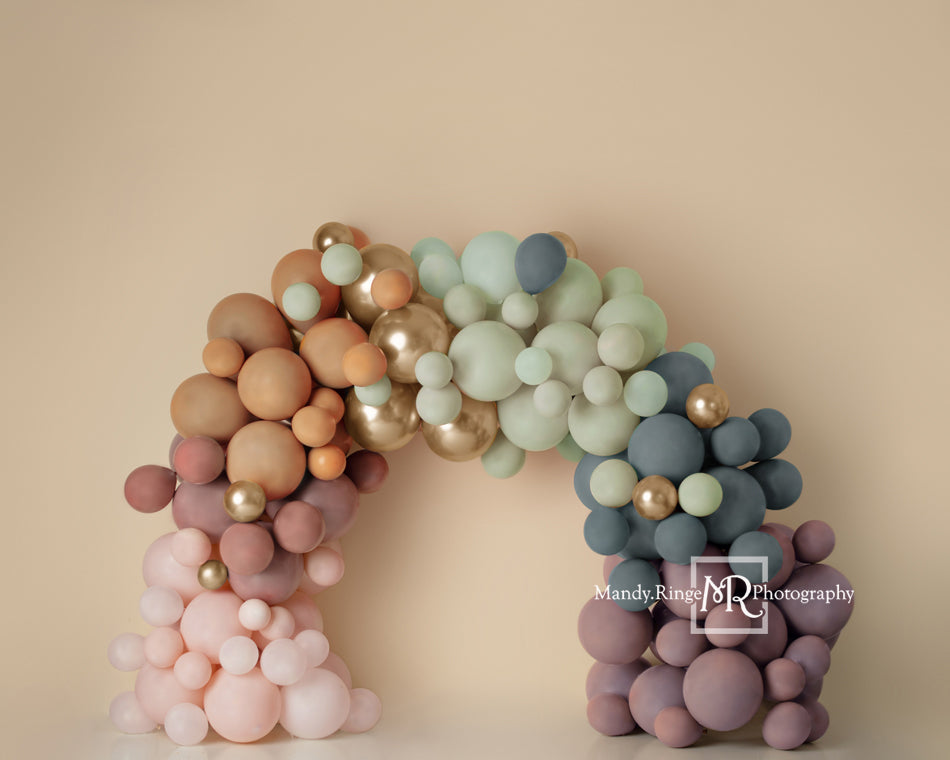 Kate Arc de Ballon Boho Arc-en-ciel Toile de fond conçue par Mandy Ringe - Kate Backdrop FR