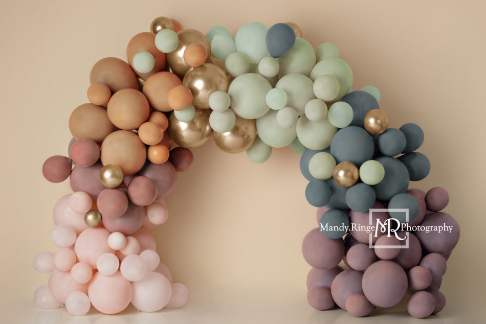 Kate Arc de Ballon Boho Arc-en-ciel Toile de fond conçue par Mandy Ringe - Kate Backdrop FR