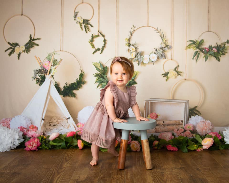 Kate Printemps Fleurs Camping Enfants Toile de fond conçu par Mandy Ringe - Kate Backdrop FR