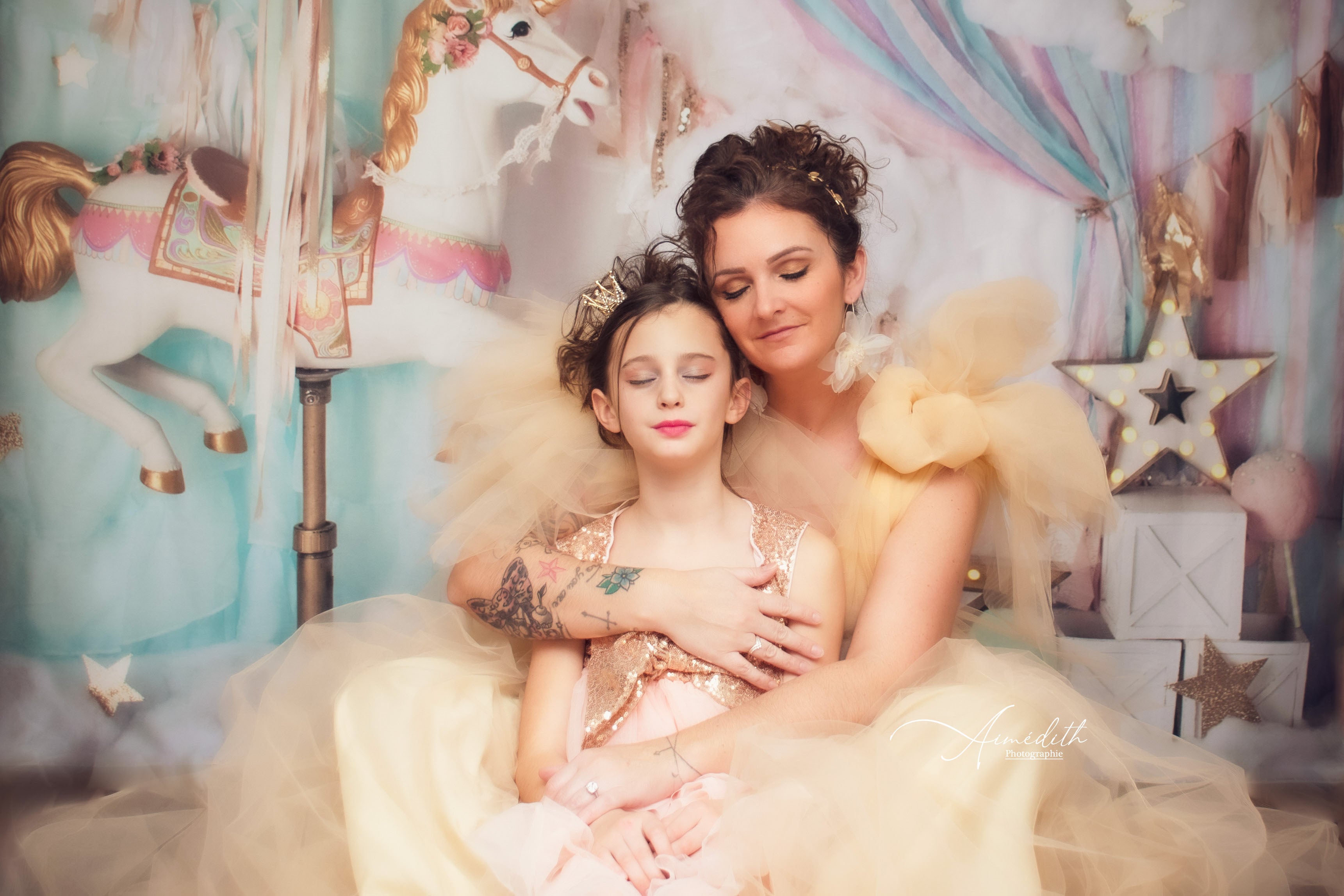 Kate Anniversaire Rêves Carrousel Licorne Toile de fond conçue par Mandy Ringe - Kate Backdrop FR