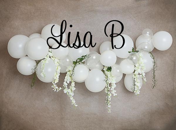 Kate Ballons Fleurs Blanc Arc Anniversaire Mur gris Toile de fond conçue par Lisa B - Kate Backdrop FR