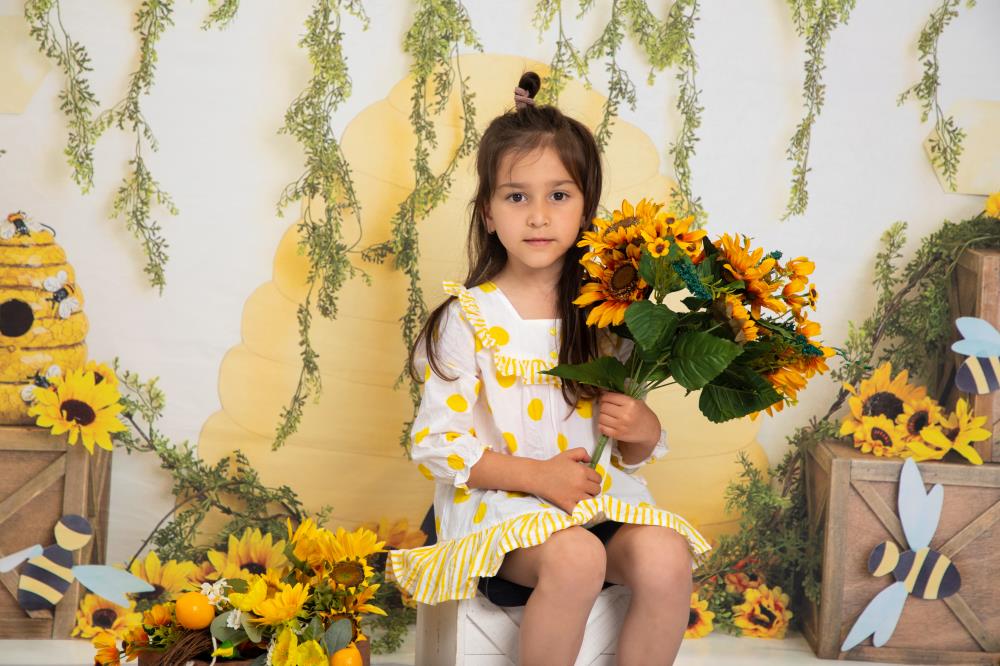 Kate Abeilles Été Jaune Toile de fond conçue par Megan Leigh - Kate Backdrop FR