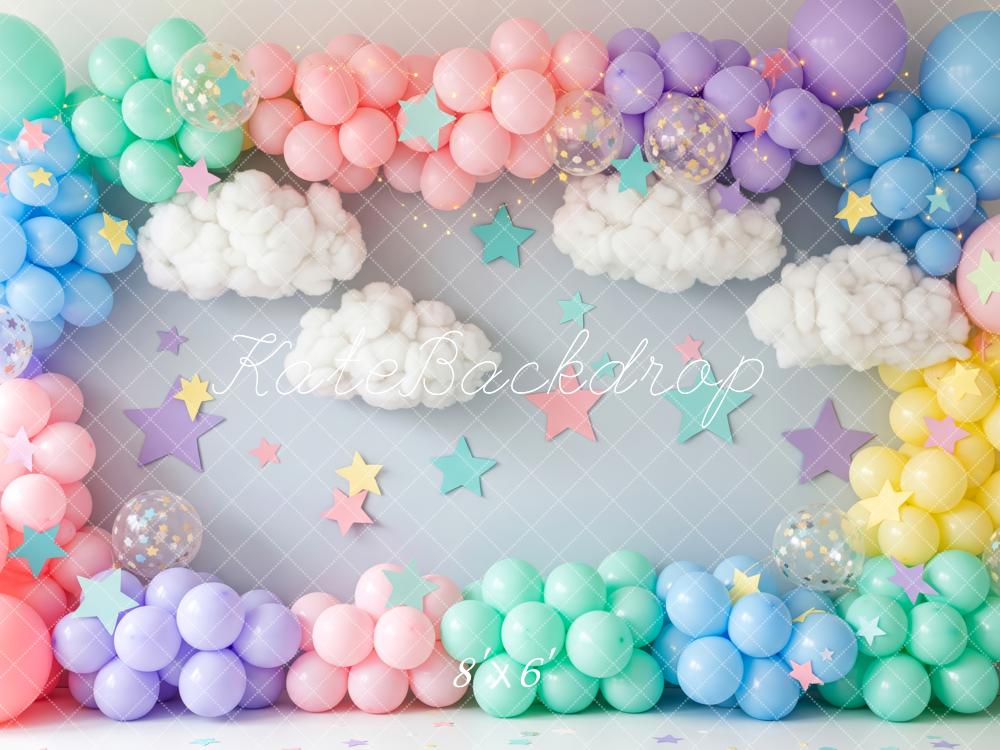 Kate Anniversaire Ballons Nuages Étoiles Pastel Toile de fond conçue par Patty Roberts