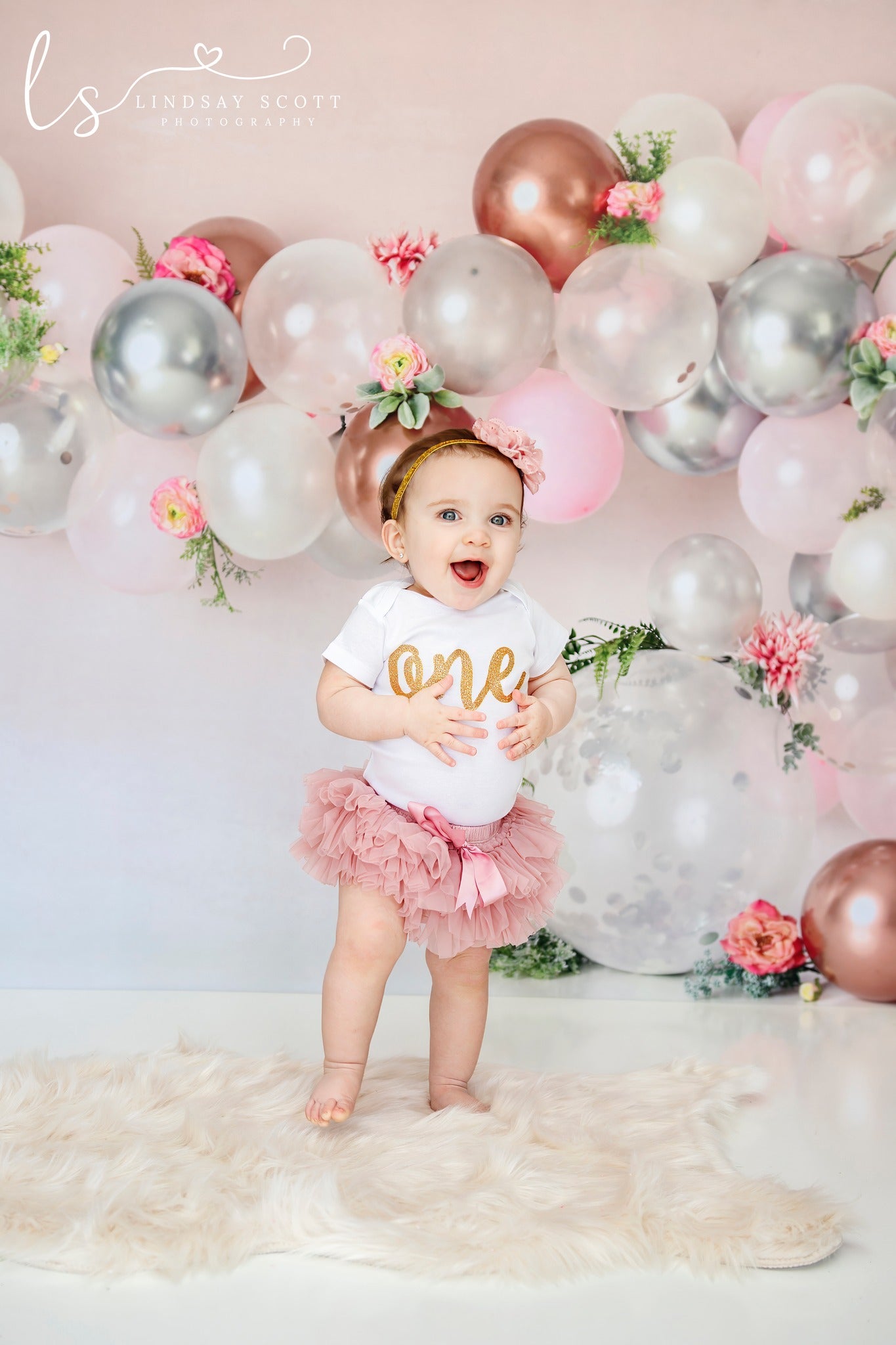 Kate Arc de ballons Fleurs Rose Blanc Toile de fond conçue par Mandy Ringe - Kate Backdrop FR
