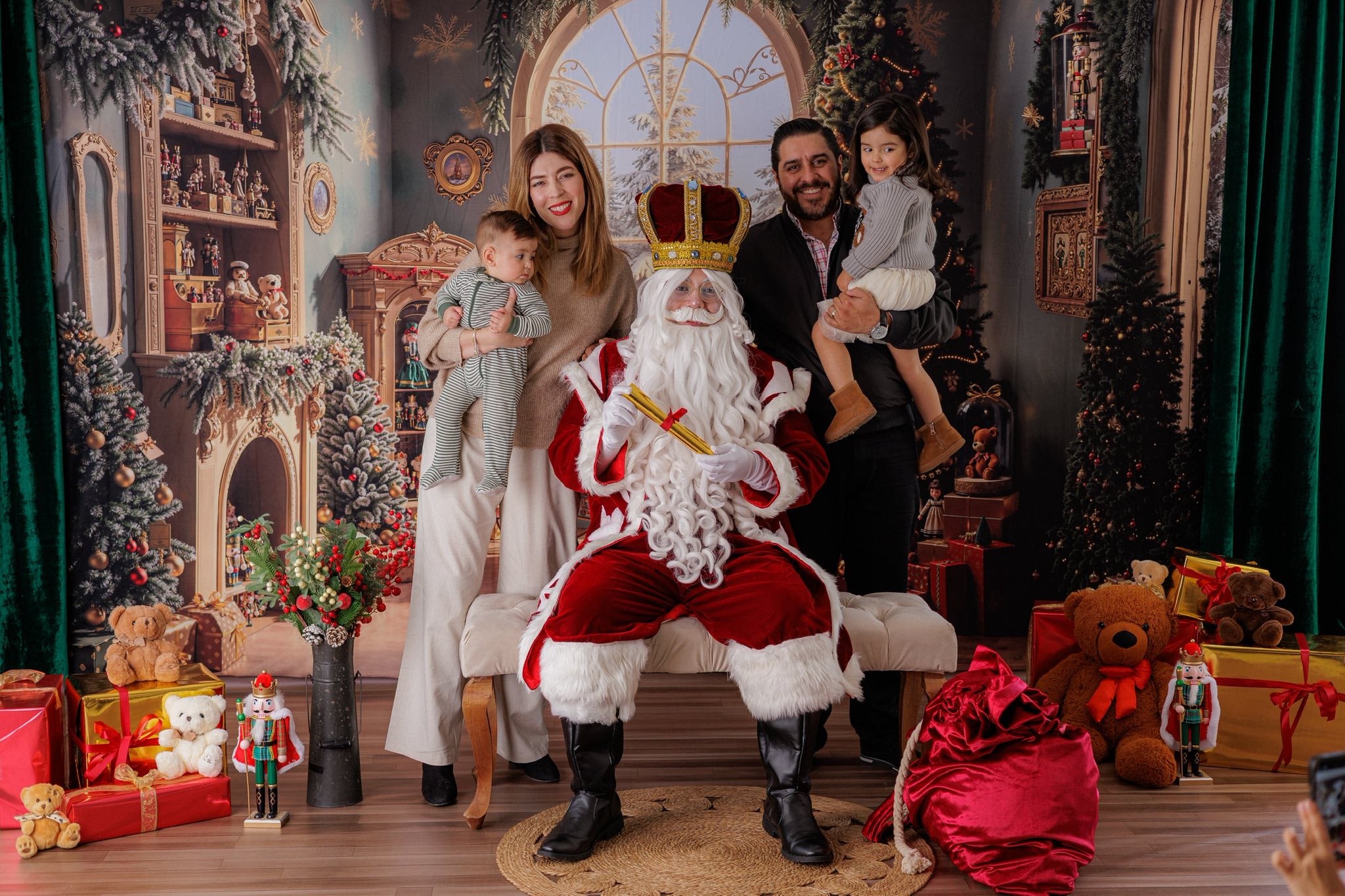 Kate Noël Rétro Cheminée Jouets Salon Toile de fond conçue par Emetselch