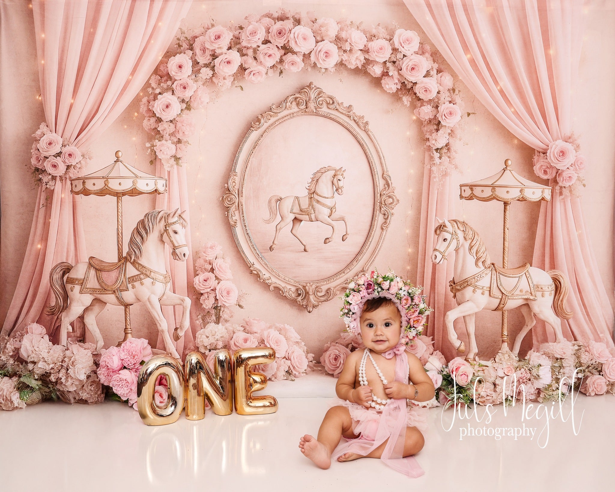 Kate Anniversaire Carrousel Rêves Rose Fleurs Toile de fond conçu par Ashley Paul