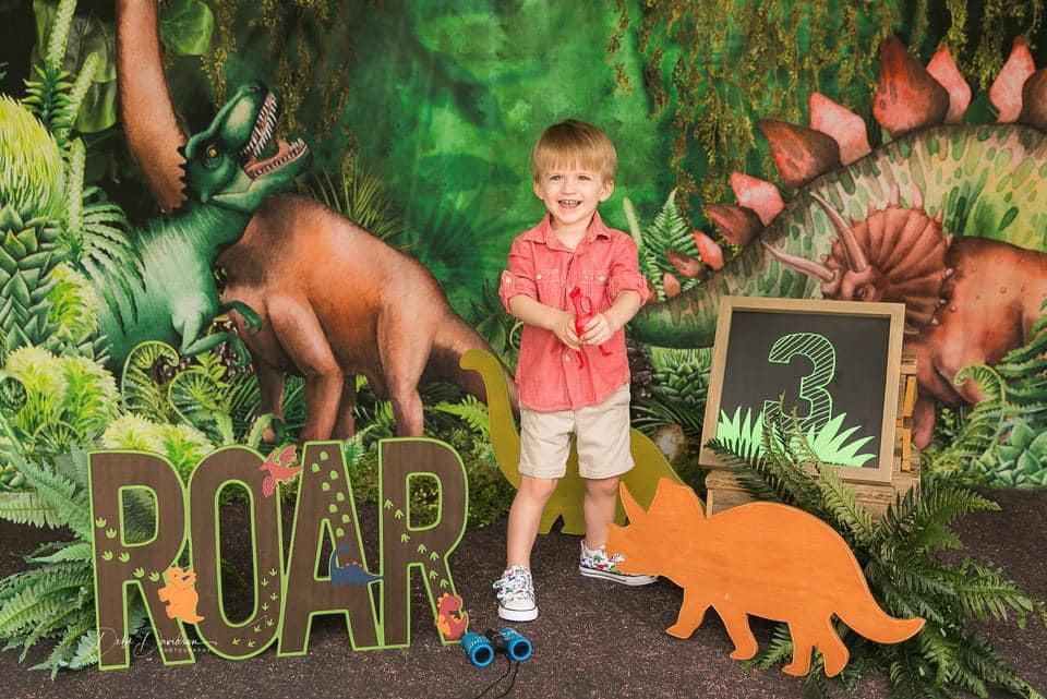 Kate Été Jungle Aventure Dinosaures Toile de fond conçue par Mandy Ringe - Kate Backdrop FR