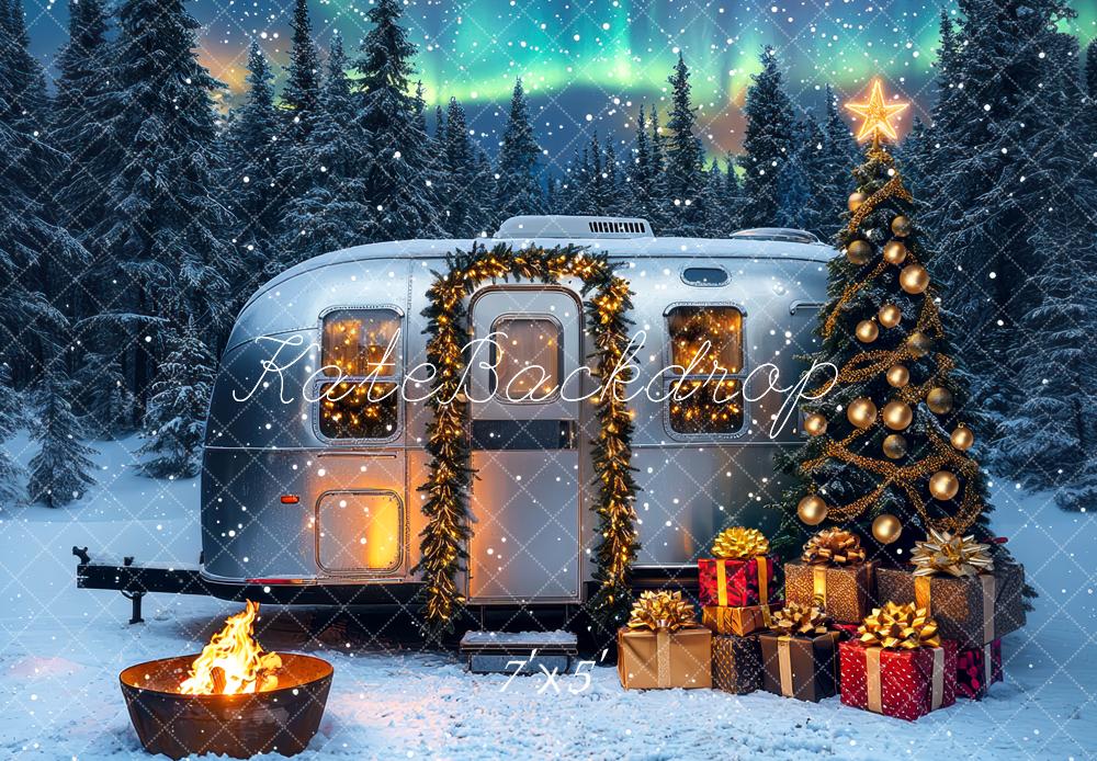 Kate Noël Caravane Forêt Feu Cadeaux Toile de fond conçue par Mini MakeBelieve - Kate Backdrop FR