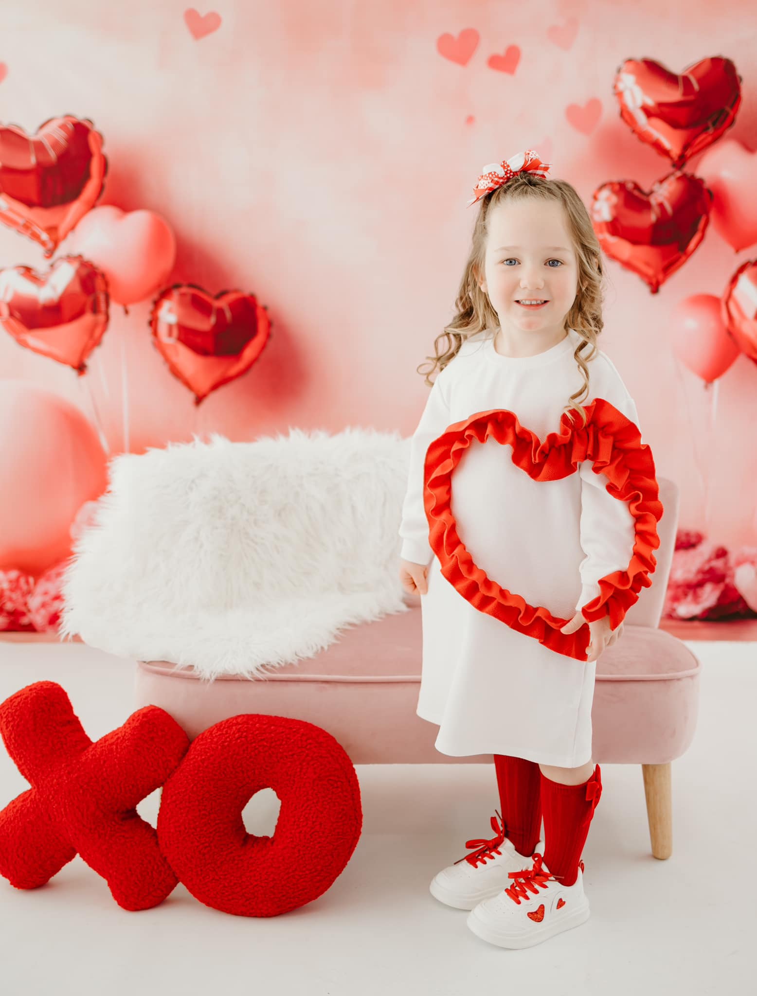 Kate Saint Valentin Vélo Ballons Rose Toile de fond conçue par Patty Roberts - Kate Backdrop FR