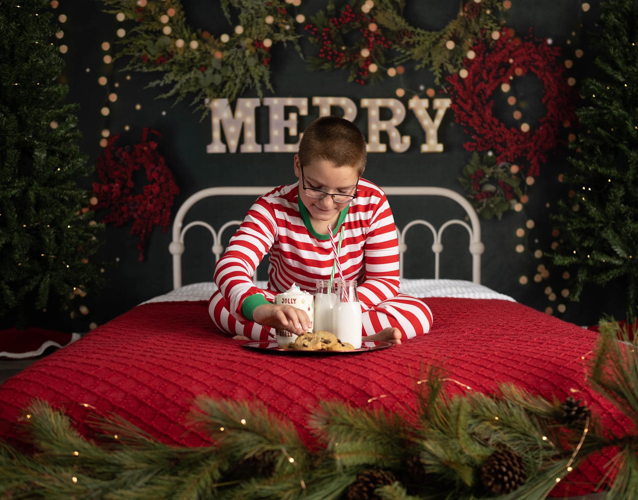 Kate Joyeux Noël Scintillait Tête de lit Toile de Fond conçue par Mandy Ringe