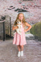 Kate Sweep Mur-à-Sol Cerisier Floraison Rose Route Printemps Toile de fond conçue par Erin Larkins - Kate Backdrop FR