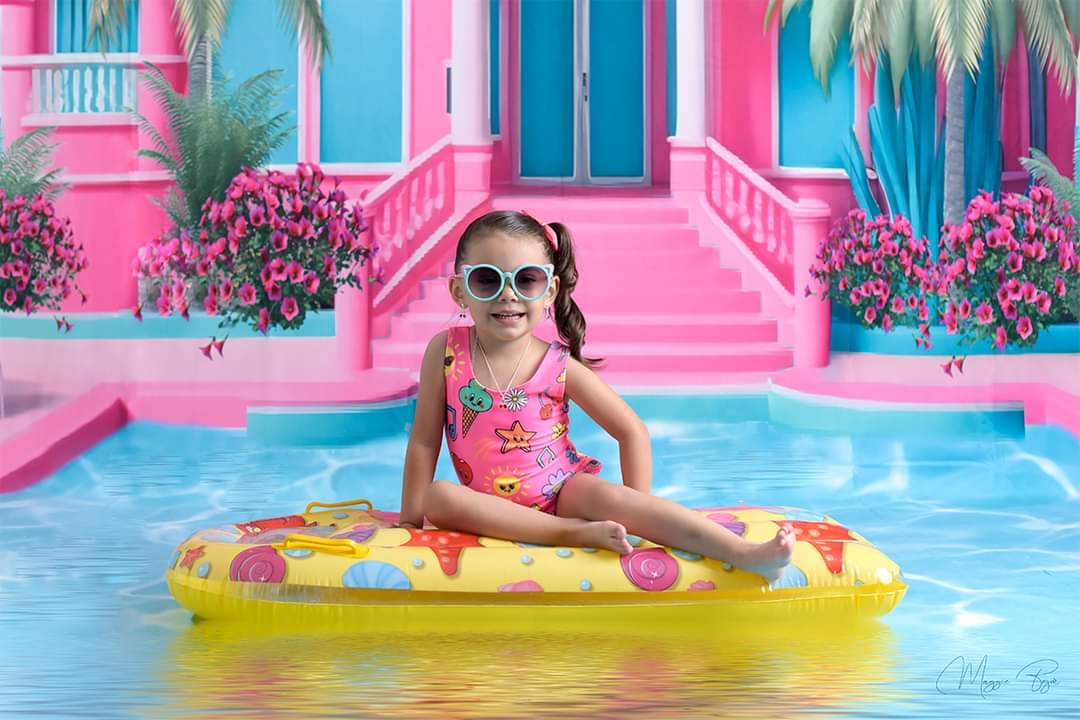 Kate Été Piscine Rêve de poupée Toile de fond conçu par Ashley Paul - Kate Backdrop FR