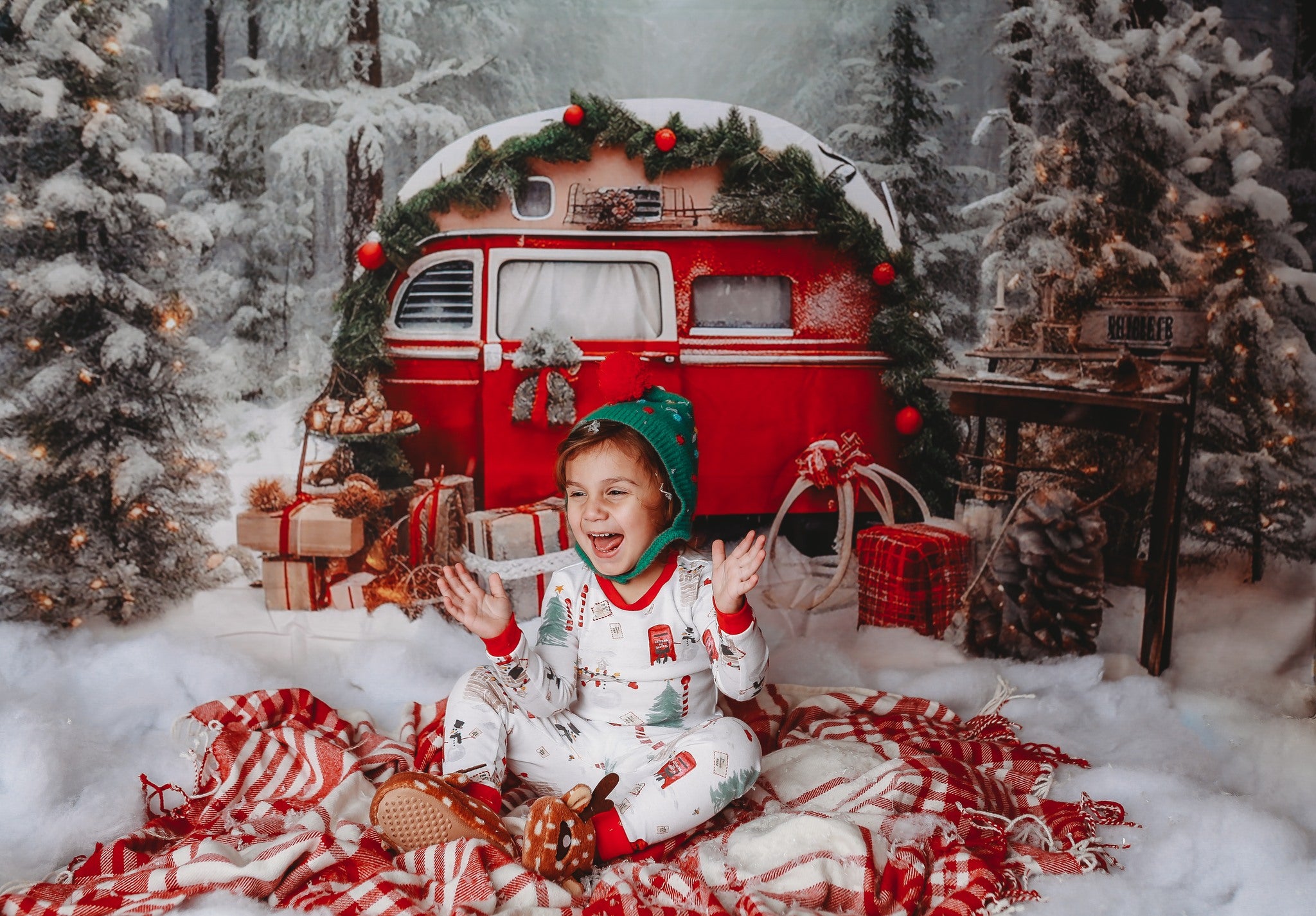 Kate Noël Voiture Rouge Cadeaux Arbres Toile de fond pour la photographie