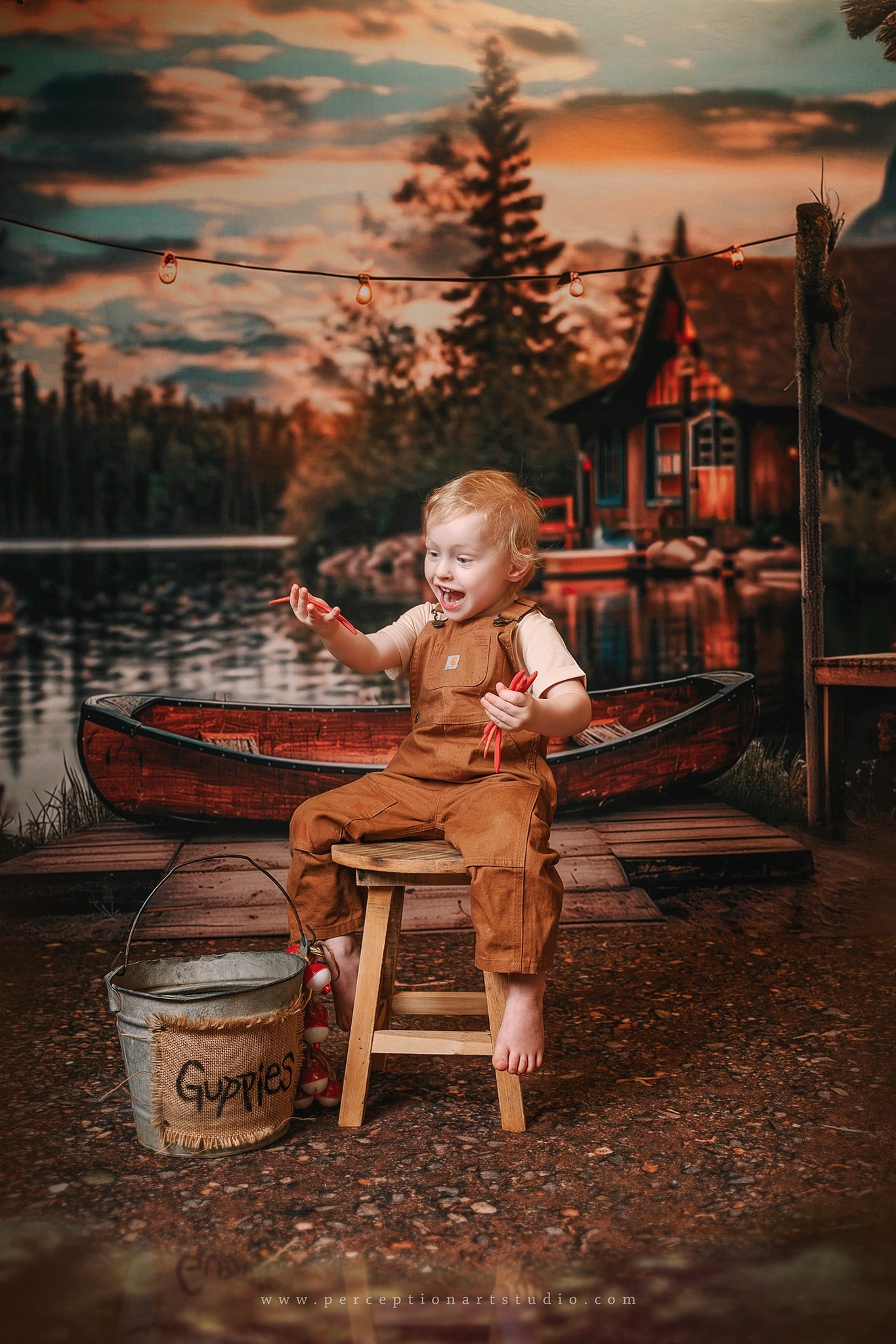 Kate Canoë Quai Lac Forêt Cabane Toile de fond conçue par Lidia Redekopp - Kate Backdrop FR