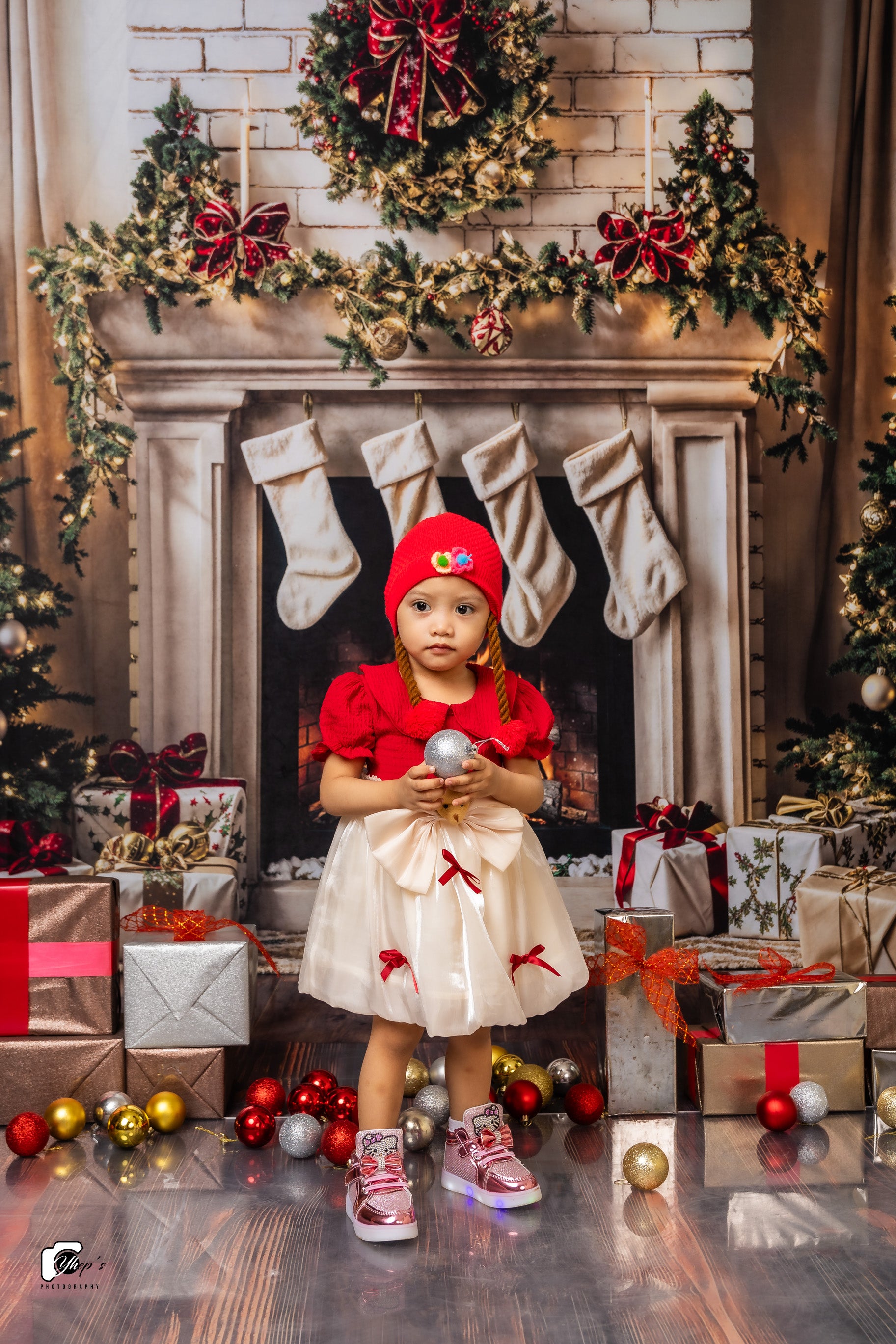 Kate Sapin de Noël Cheminée Rétro Chaussette Toile de fond conçue par Emetselch - Kate Backdrop FR