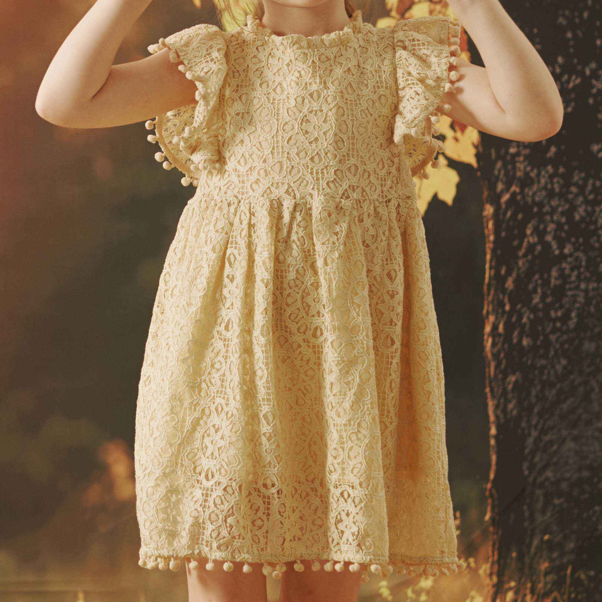 Kate Abricot Dentelle Manches volantées Robe Enfant Pour la Photographie