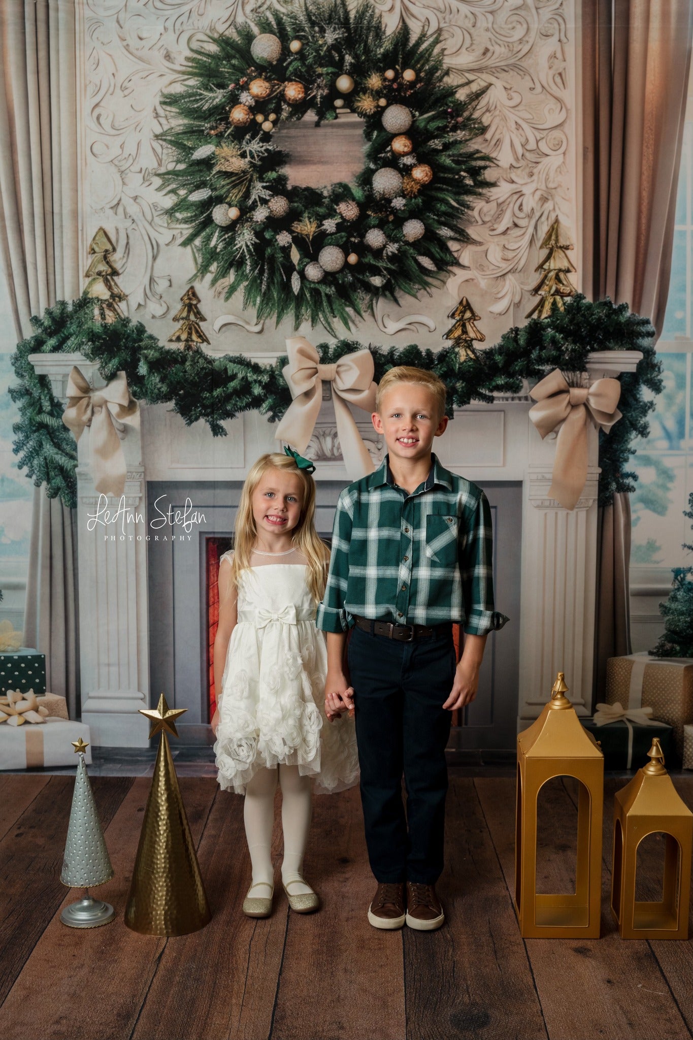 Kate Intérieur Noeuds Blanc Noël Cheminée Toile de fond conçue par Mini MakeBelieve - Kate Backdrop FR