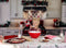 Kate Noël Cuisine blanche Moderne Four rouge Toile de fond conçue par Mini MakeBelieve - Kate Backdrop FR