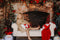Kate Noël Intérieur Rouge Cheminée en brique Toile de fond conçue par Emetselch - Kate Backdrop FR