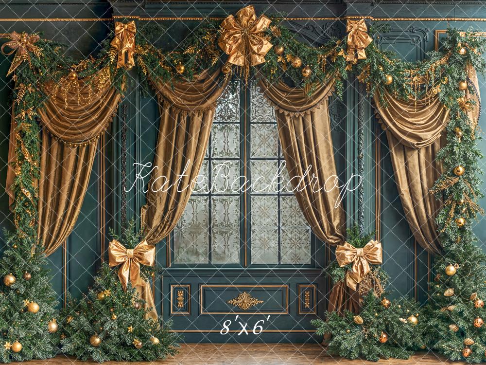Kate Noël Fenêtre Sapins Guirlandes Or Toile de fond conçue par Emetselch - Kate Backdrop FR