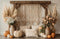 Kate Bohème Citrouilles Fleurs Pampas Toile de fond en Laine conçue par Emetselch