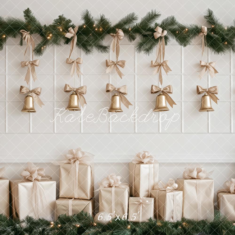 Kate Noël Clochettes Cadeaux Mur Blanc Toile de fond conçue par Patty Roberts