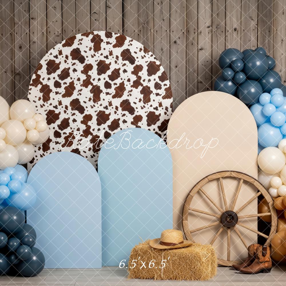 Kate Cowboy Anniversaire Ballons Bois Toile de fond conçue par Patty Roberts