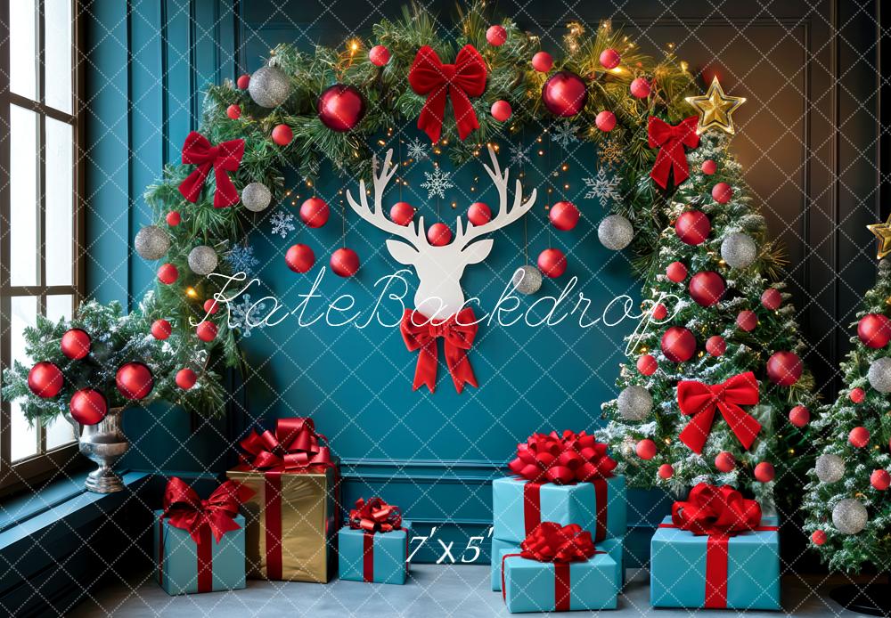 Kate Sapin de Noël Arche Cadeaux Bleu Toile de fond conçue par Mini MakeBelieve