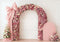 Kate Arc Fleurs Rose Mariage Toile de fond conçue par Mini MakeBelieve - Kate Backdrop FR