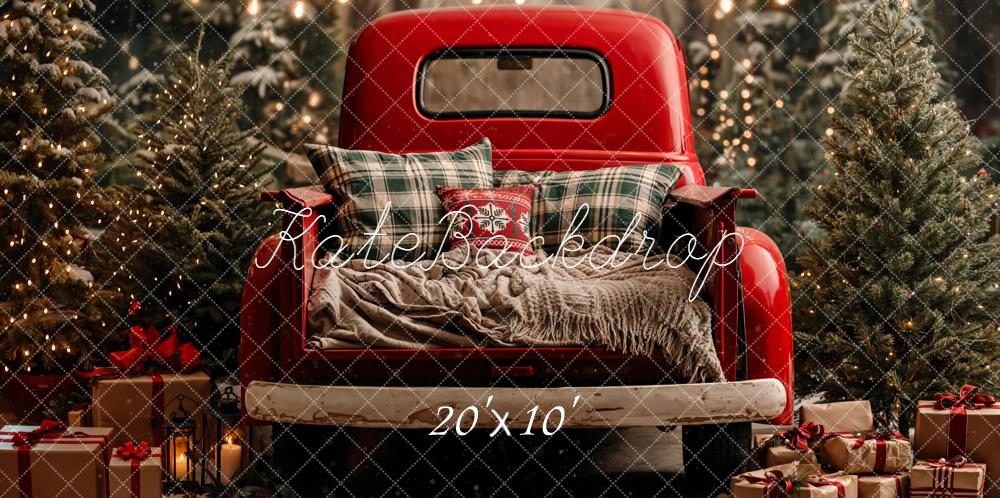 Kate Noël Camion Rouge Forêt Sapins Toile de fond conçue par Emetselch - Kate Backdrop FR