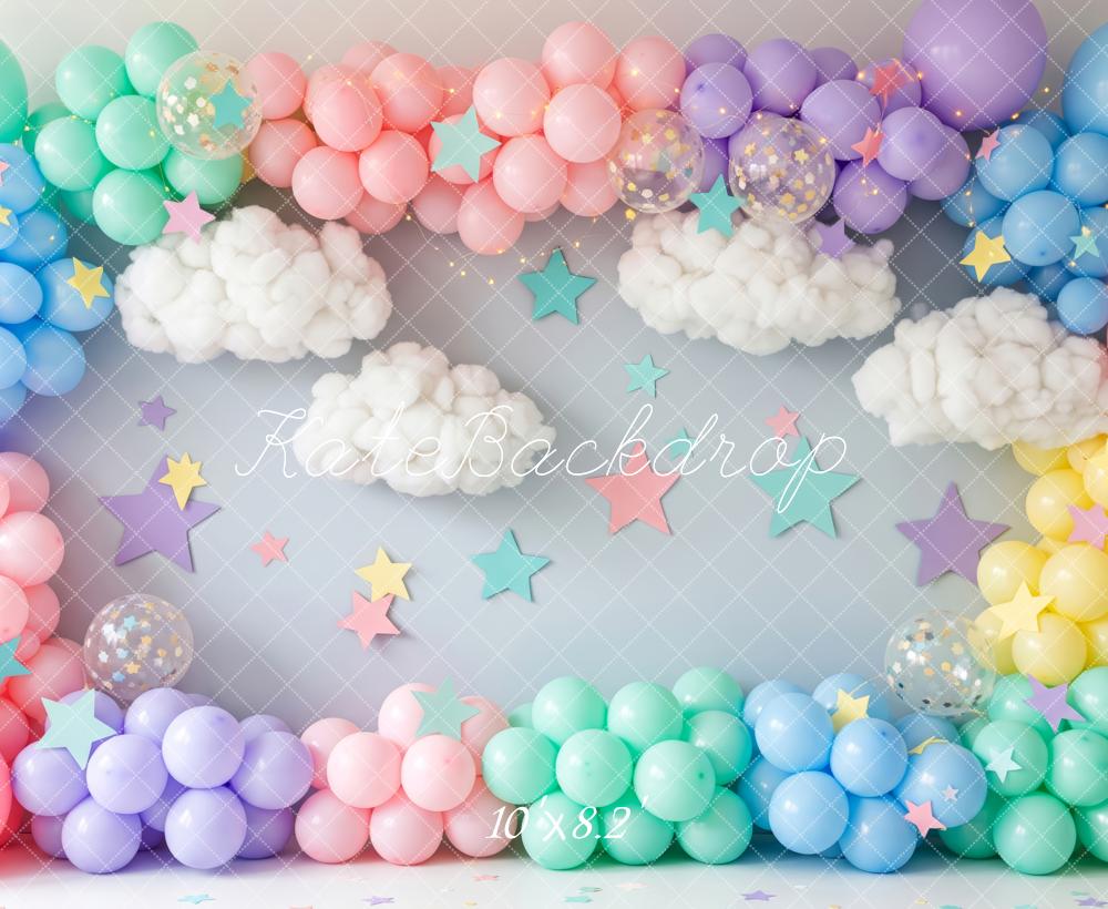 Kate Anniversaire Ballons Nuages Étoiles Pastel Toile de fond conçue par Patty Roberts