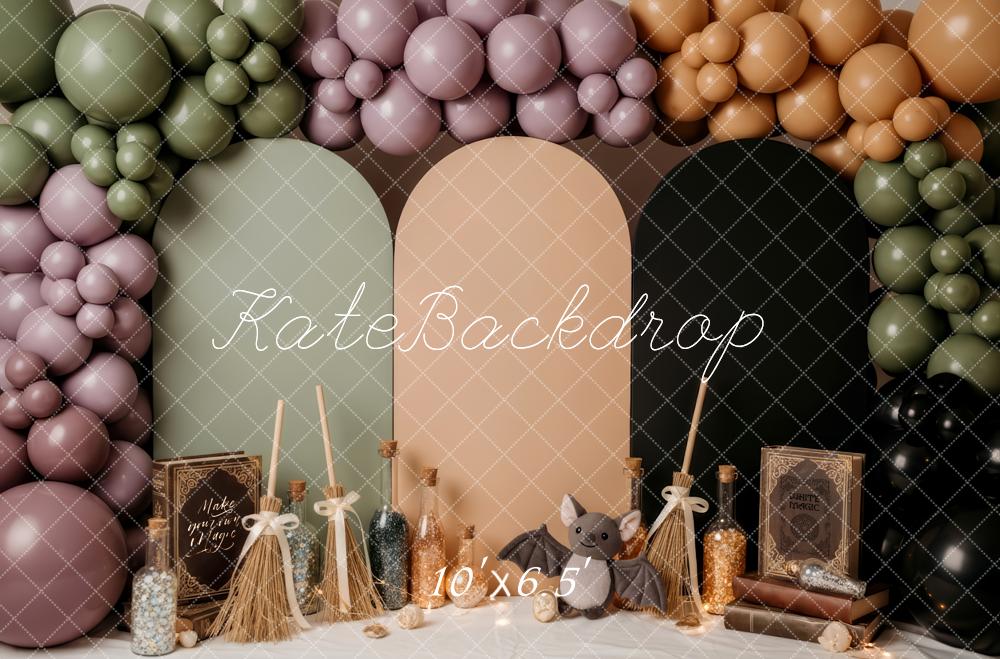 Kate Halloween Ballons Livres Balais Toile de fond conçue par Patty Roberts