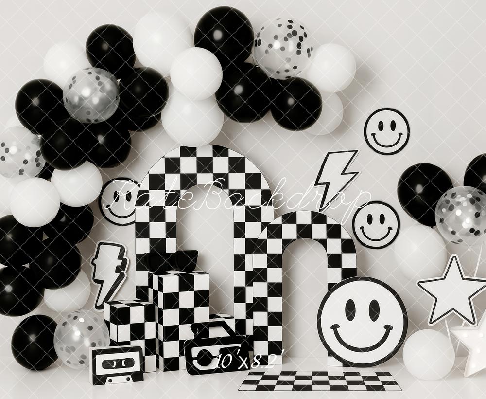 Kate Anniversaire Damier Sourire Noir Blanc Toile de fond conçue par Patty Roberts