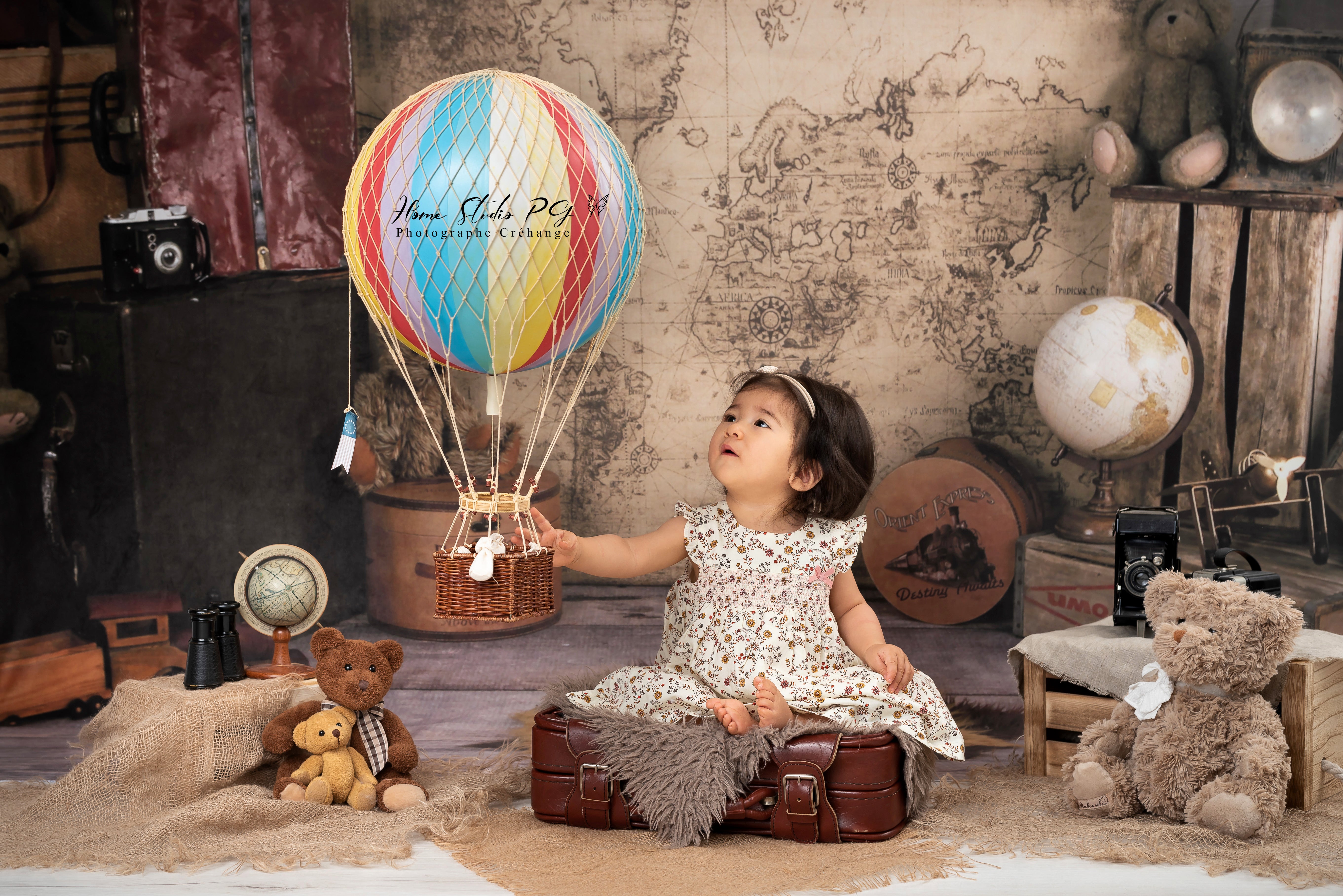 Kate Autour du monde Aventures Scolaire Toile de fond conçu par Arica Kirby