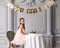 Kate Blanc Mur orné Toile de fond conçue par Mini MakeBelieve