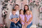 Kate Sweep Mur-à-Sol Parquet Rideaux Fleurs Rétro Toile de fond conçue par Patty Roberts - Kate Backdrop FR