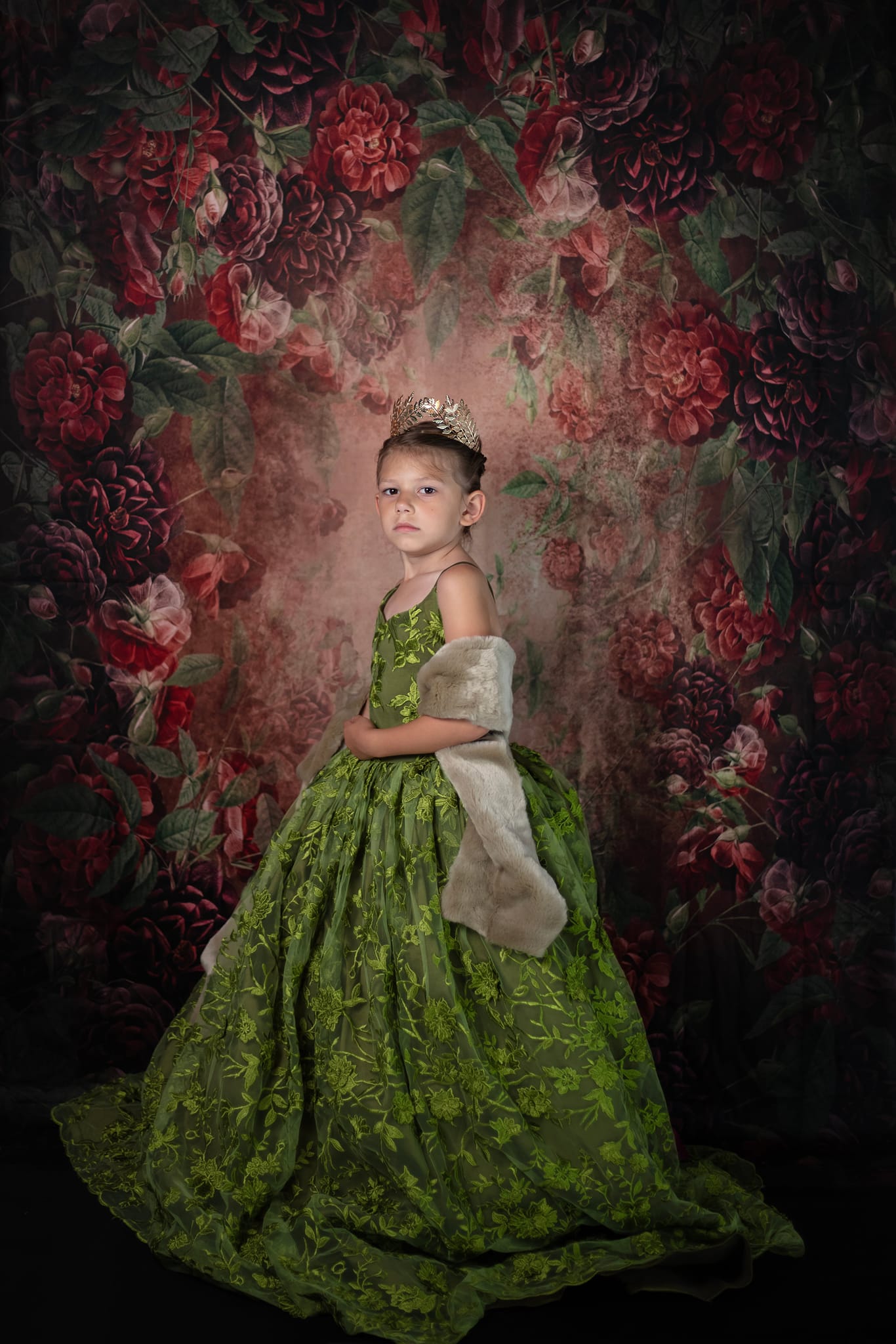 Kate Beaux-Arts Rouge Floral Portrait Toile de fond conçue par GQ - Kate Backdrop FR
